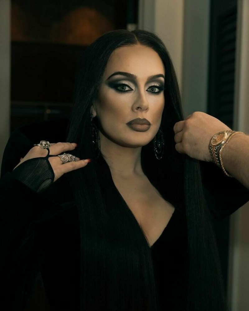 9. Adele kao Morticia Adams