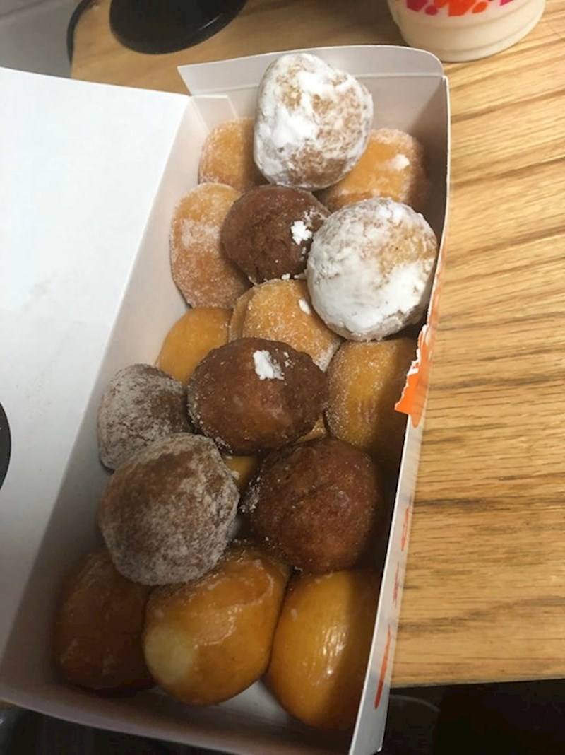 8. Zamolio je da mu malo povećaju porciju. Na kraju su mu dostavili duplu po regularnoj cijeni.