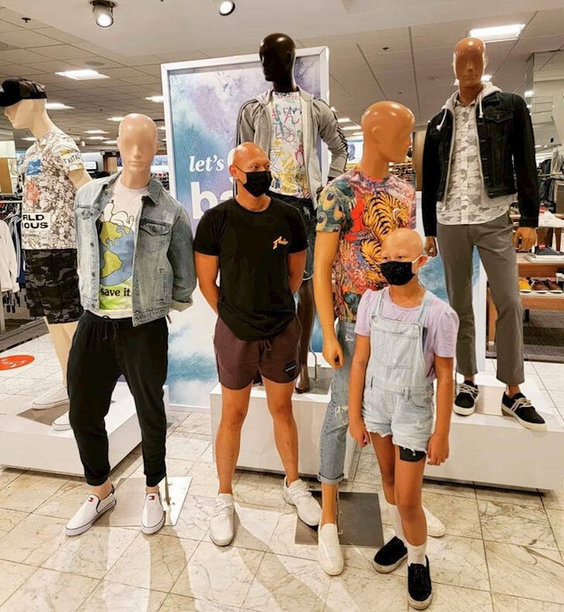 15. Moji rođaci imaju alopeciju. I odličan smisao za humor.