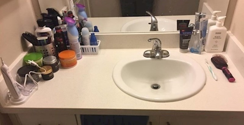 16. Ženska i muška strana kupaonice. Pogodite koja je čija.