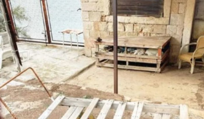 Natpis na drvenim kolicima oduševio je društvene mreže, morate vidjeti čega se netko sjetio