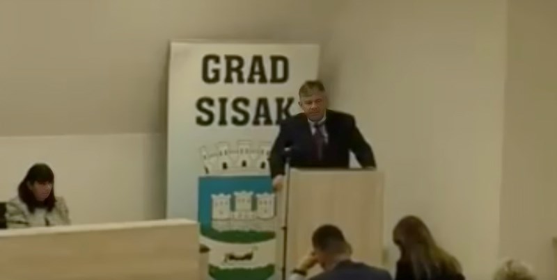 Govor HDZ-ovca iz Siska zaprepastio je društvene mreže, nešto ovako nesuvislo dugo niste čuli