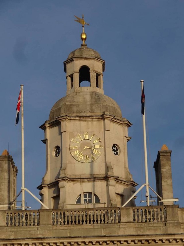 1. Sat s crnom mrljom u Londonu