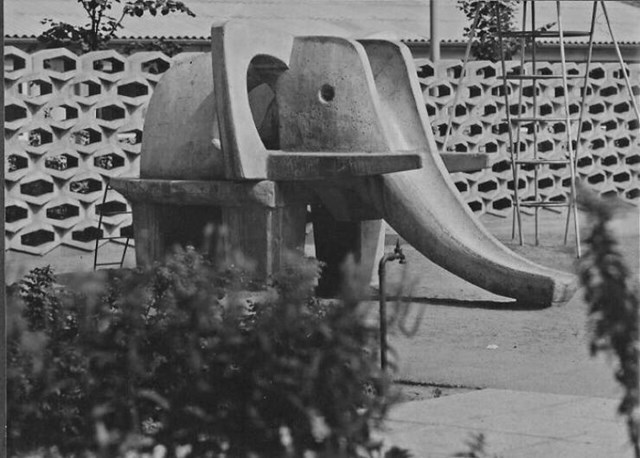 1. Tobogan u obliku slona napravljen 1965. u Dresdenu, Istočna Njemačka