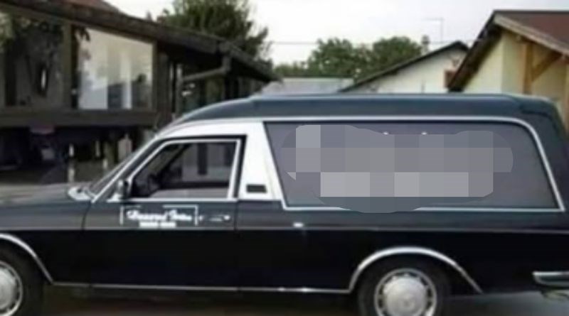 Natpis na ovom pogrebnom vozilu izazvao je salve smijeha na Balkanu, morate vidjeti ovaj hit