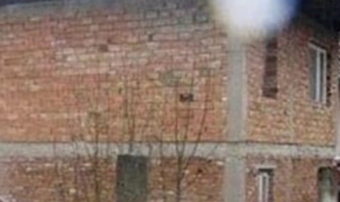 Fotka kuće iz Bugarske obišla je cijeli Balkan, a sve zbog bizarnog detalja umjesto stepenica