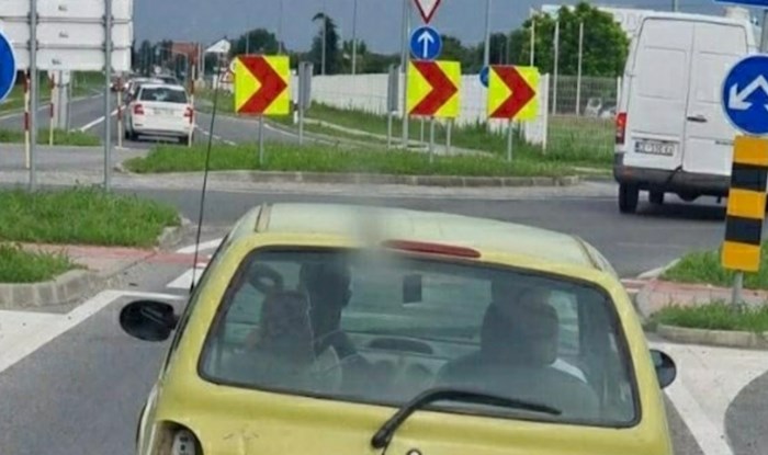 Netko je u Varaždinu snimio vozilo koje je nasmijalo cijelu Hrvatsku, odmah ćete vidjeti zašto