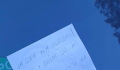 Tip je ogrebao nečiji auto i ostavio poruku koja je zgrozila mnoge, nećete vjerovati kad ovo vidite