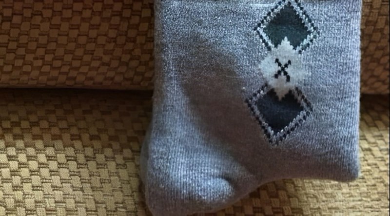 Preko 15 tisuća ljudi lajkalo je fotku čokolade i čarapa, poveznica između njih je urnebesna