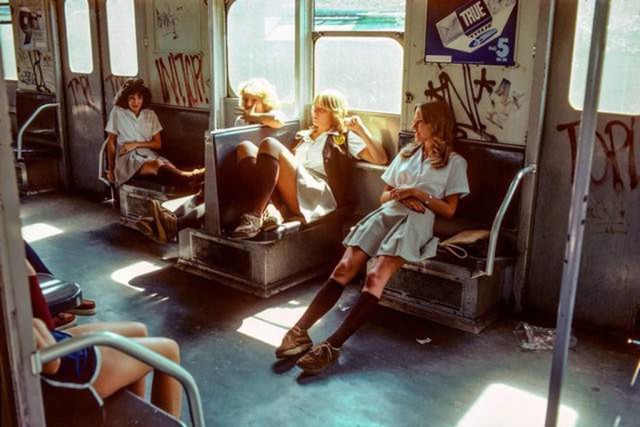 17. Školarke u podzemnoj željeznici u New Yorku, 1970-ih