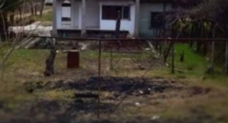 Fotka bizarne kuće iz jednog sela na Balkanu nasmijala je cijelu regiju, odmah ćete vidjeti zašto