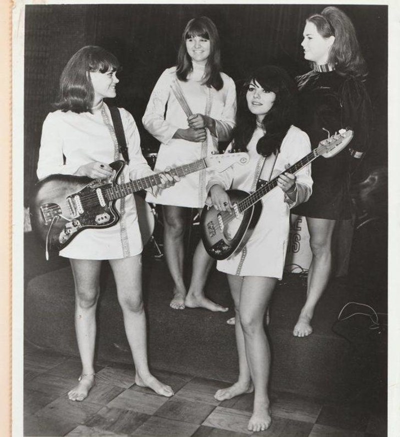 14. Moja mama bila je u rock bendu