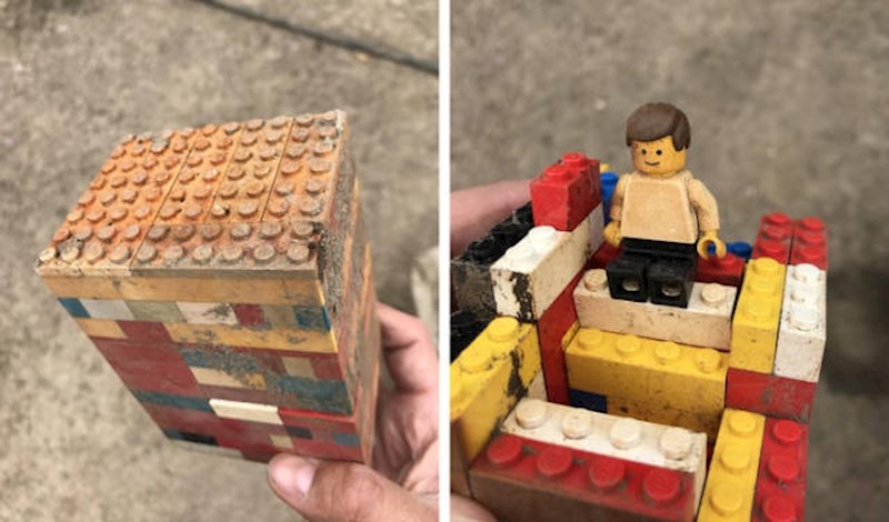 6. “Bio sam dvorištu i igrajući se sa psima naišao na nešto što je iskočilo iz zemlje. Iskopao sam to i shvatio da se radi o vremenskoj kapsuli koju sam napravio kad sam imao 7 godina. Odlučio sam ju otvoriti i pronašao ovog malog čovječuljka unutra! Bio je u svojoj vremenskoj kapsuli, zakopanoj u zemlji više od 25 godina. Dobrodošao u 2022., prijatelju!”