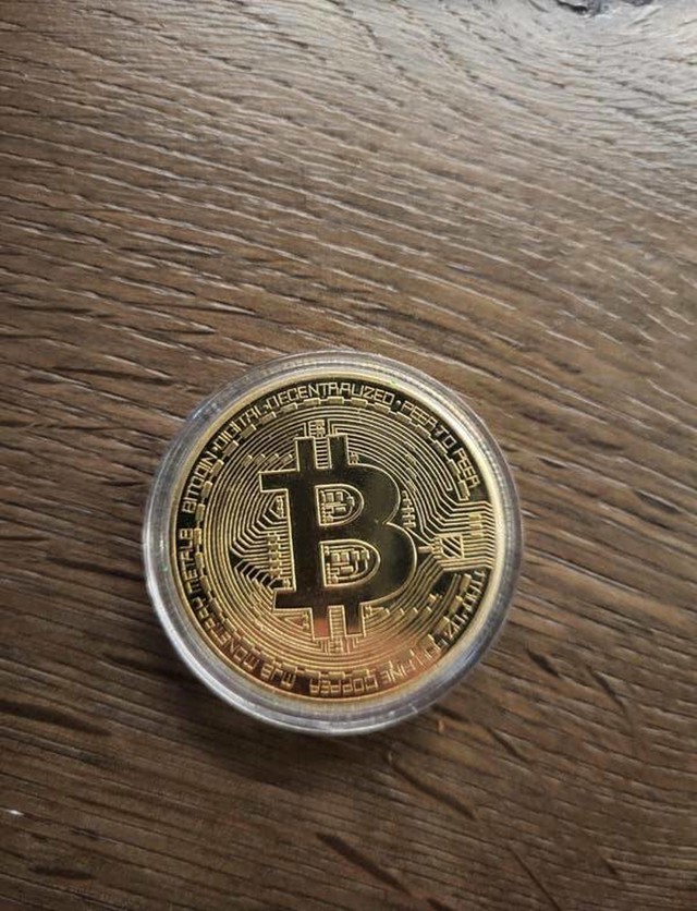 17. Osoba koja je u restoranu pokušala platiti bitcoinom