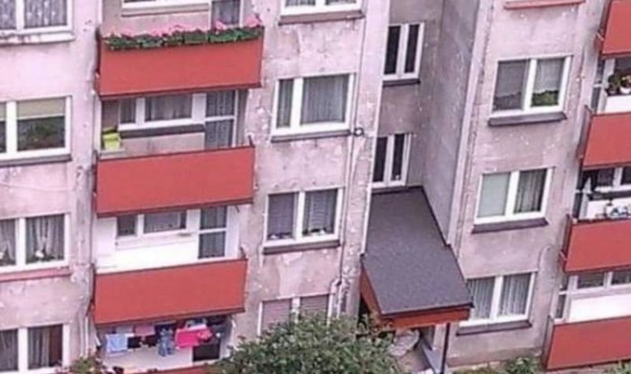 Regiju je brzinom munje obišla fotka nečijeg dvorišta, morate vidjeti ovaj hit