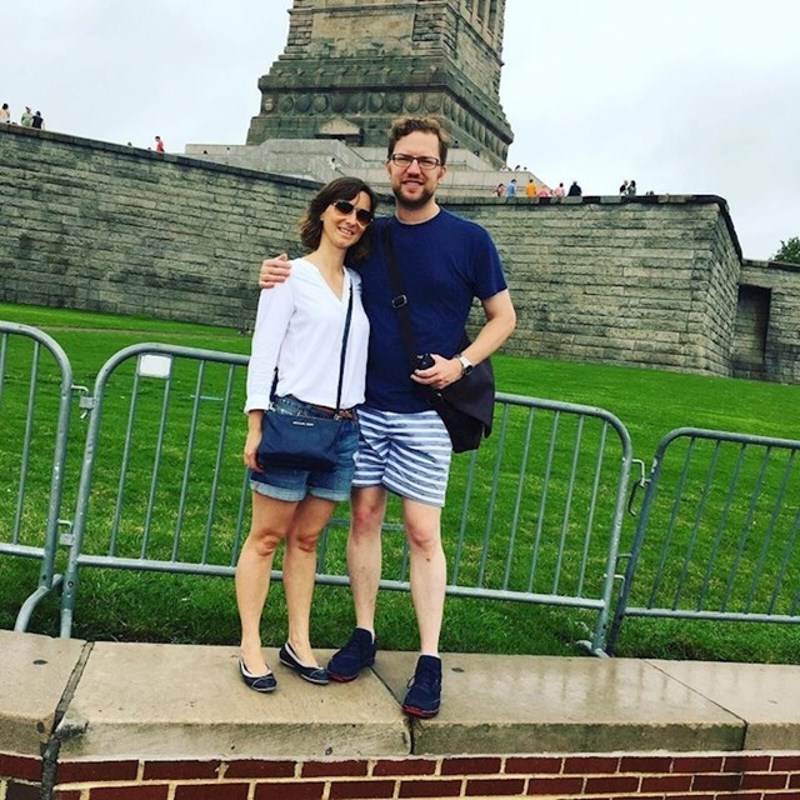 9. Ovo je trebala biti fotka para ispred Kipa slobode