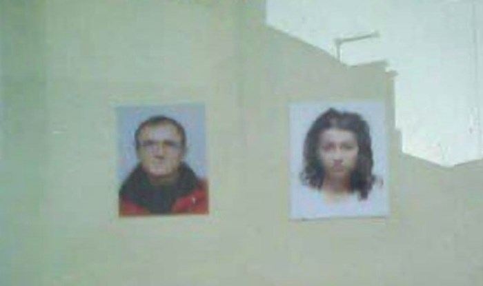 Netko je u izlogu jednog foto studija primijetio urnebesan detalj, morate vidjeti ovaj hit