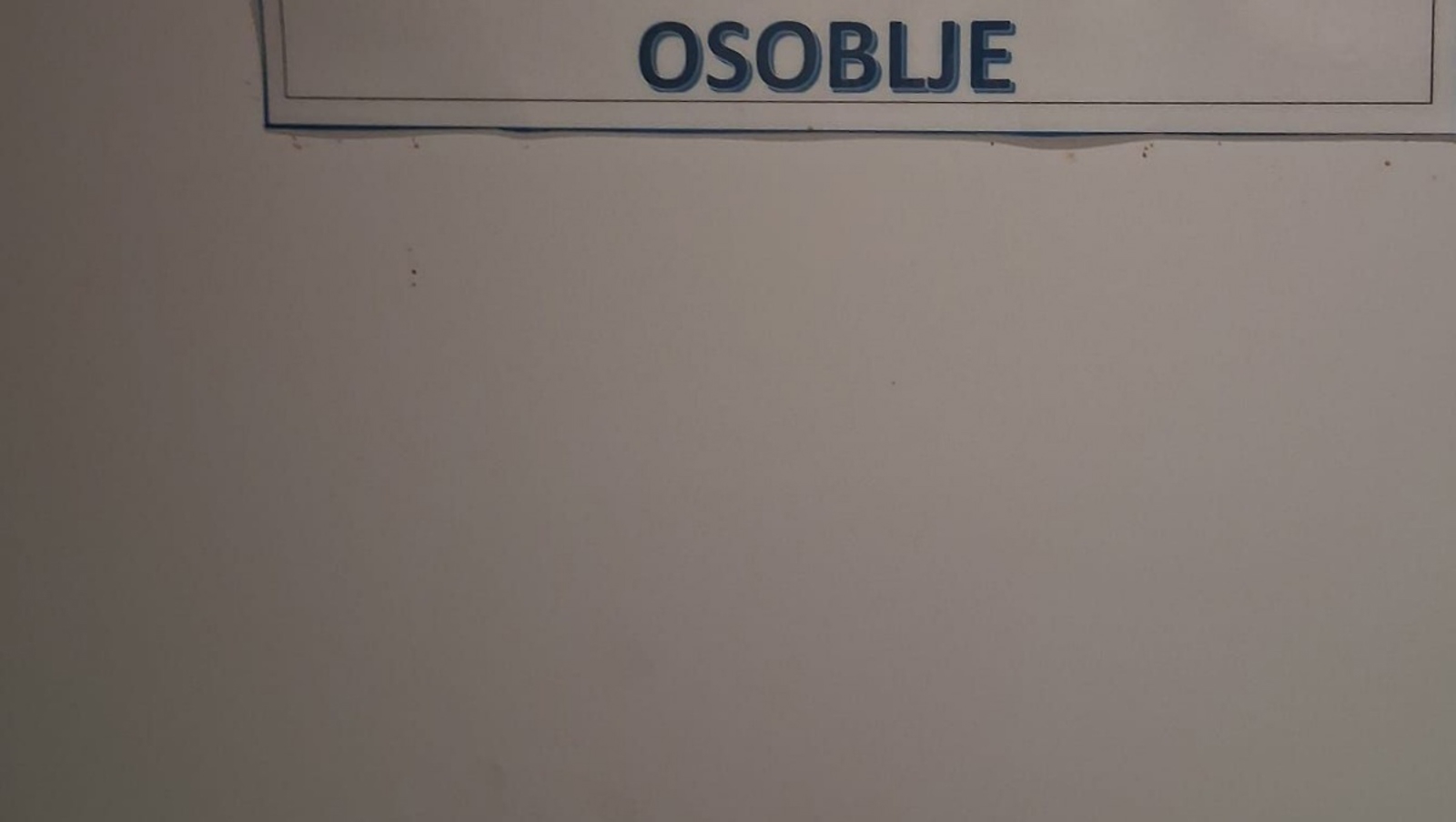 Natpis na WC-u za osoblje u hotelu na Jadranu šokirao je cijelu Hrvatsku, odmah ćete vidjeti zašto