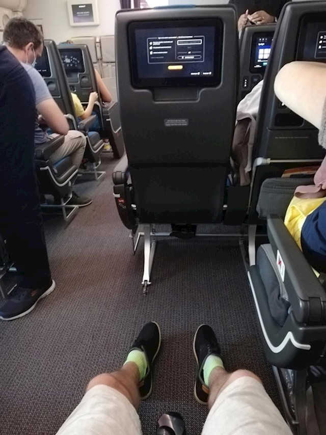 16. Najbolje avionsko sjedalo ikad!