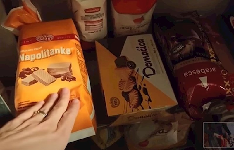 Zaliha slatkiša za goste