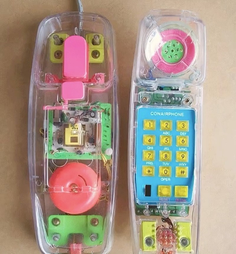 11. Kad bi netko rekao mobitel, mislilo bi se na ovo🤣