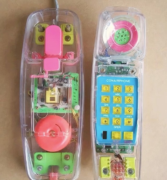 11. Kad bi netko rekao mobitel, mislilo bi se na ovo🤣