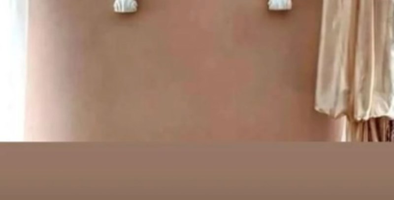 Turisti su u apartmanu ispod klima uređaja primijetili bizarne ukrase, fotka je obišla cijelu regiju