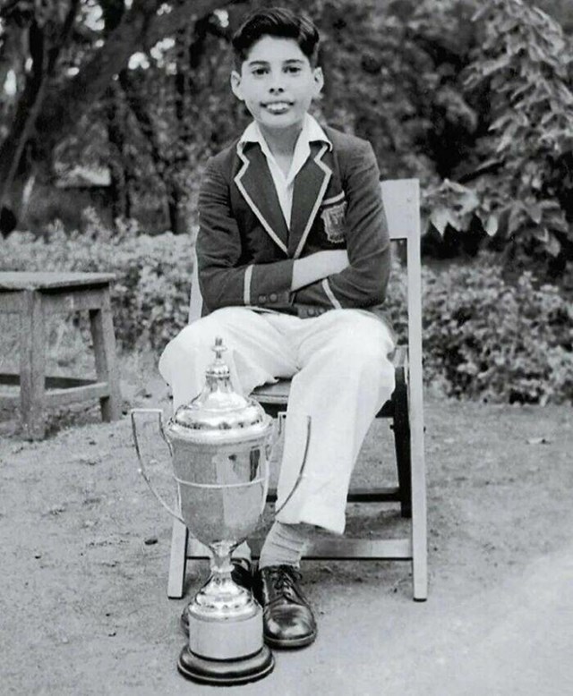 9. "12-godišnji Freddie Mercury u školi za dječake St Peter's - Panchgani, Indija, 1958."