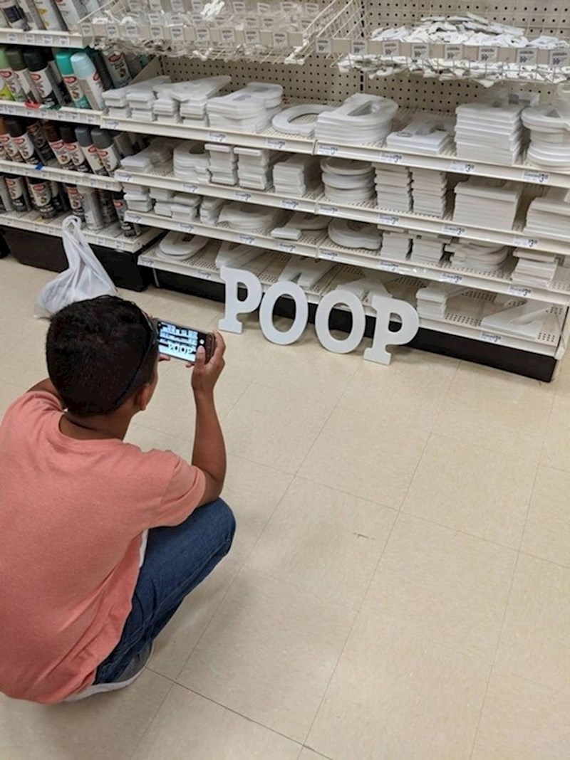 11. Što njega zabavlja...