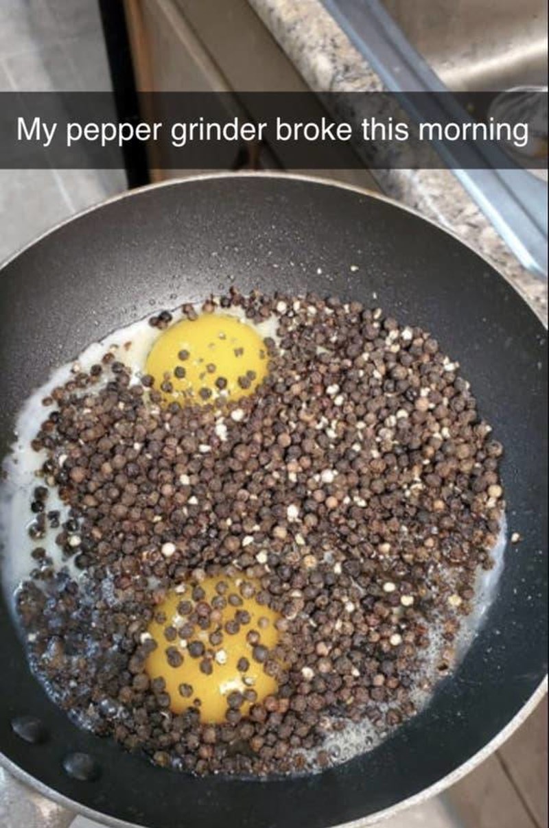 8. Moj mlinac za papar se jutros konačno razbio