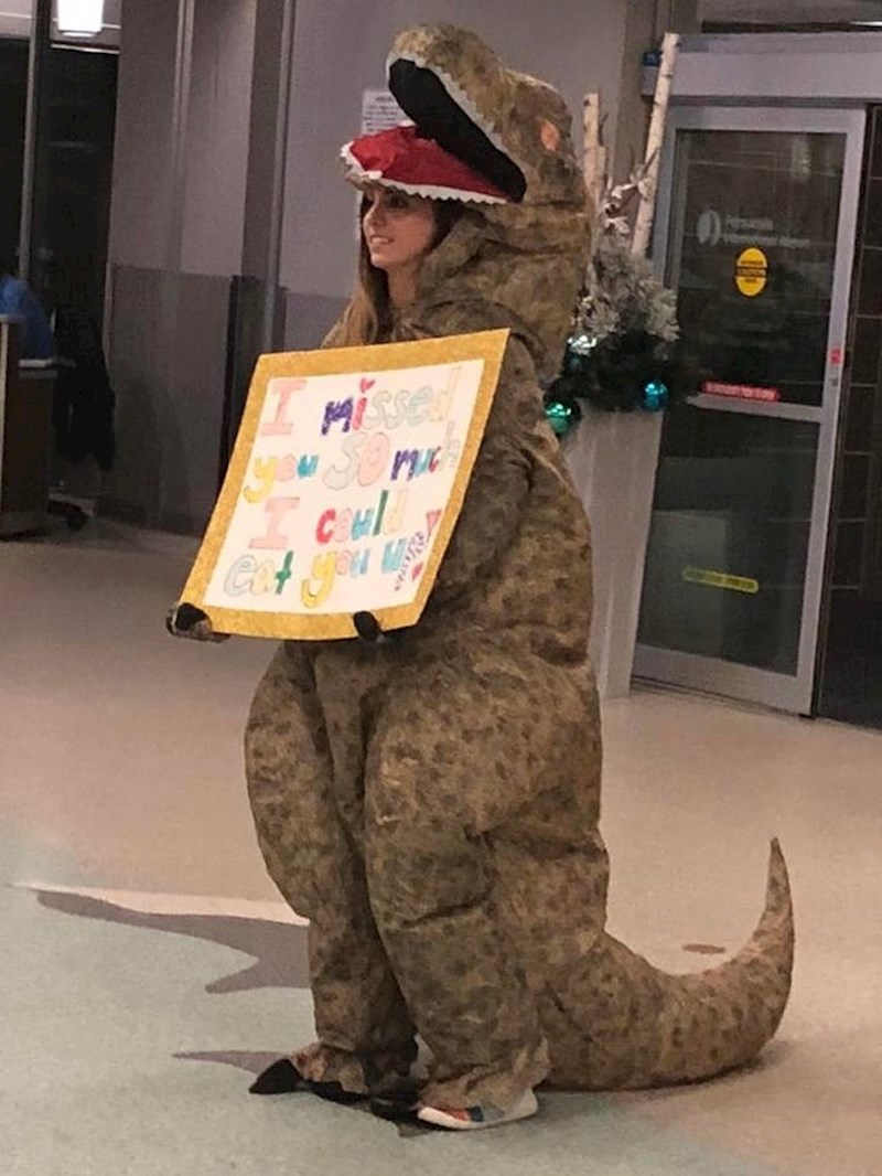 22. Ova djevojka zna što je to topla dobrodošlica.