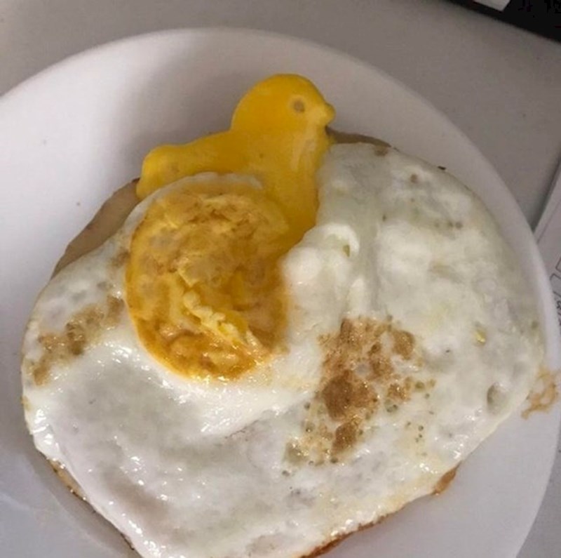 11. "Ovo jaje kao da mi je priredilo jako neslanu šalu..."