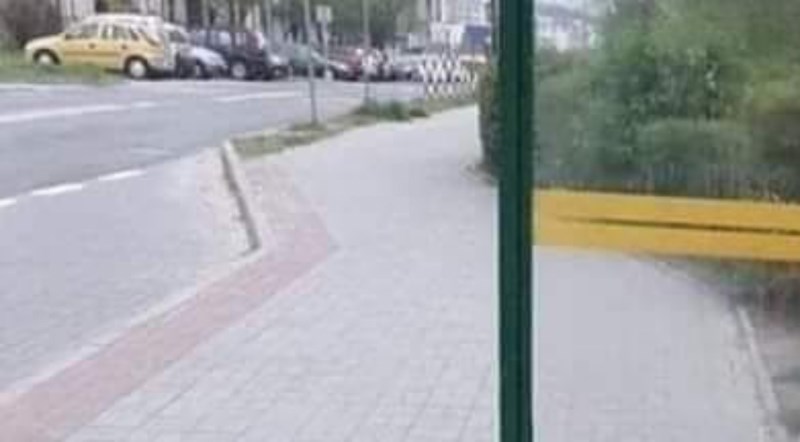 Fotka autobusne stanice u Poljskoj nasmijala je pratitelje popularne FB stranice, ovo je hit