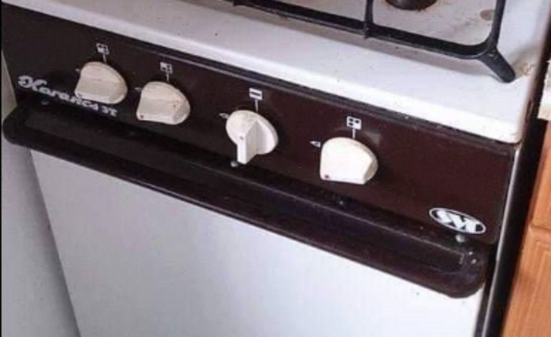 Balkanac je odlučio ispeći roštilj na starom štednjaku, morate vidjeti kako mu je to uspjelo