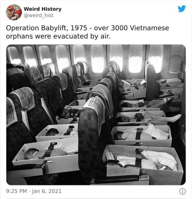 12. Operacija Babylift iz 1975. tijekom koje je preko 3 tisuće vijetnamske siročadi evakuirano zračnim putem
