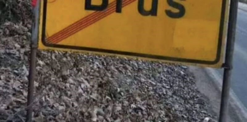 Netko je na prometnom znaku primijetio čudan detalj, fotka je odmah postala hit na cijelom Balkanu