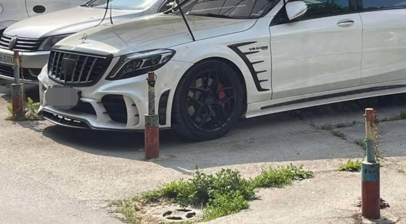 Način na koji je tip zaštitio auto od sunca nasmijao je tisuće na Fejsu, odmah ćete vidjeti zašto