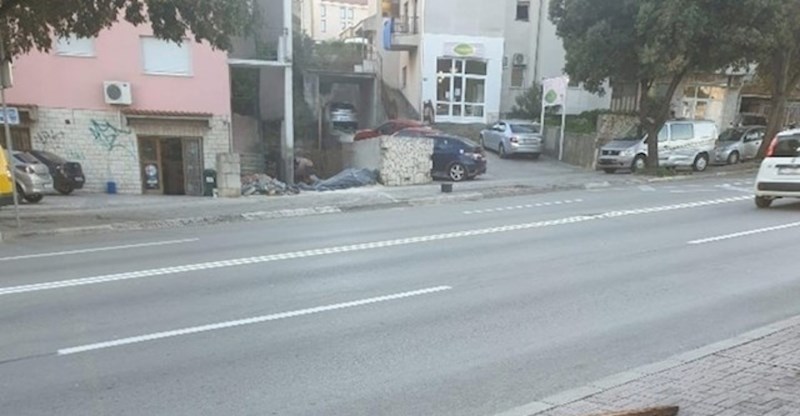 Dalmatinac je rezervirao parkirno mjesto na totalno bizaran način, ovo je moguće samo kod nas