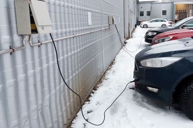 Vlasnici lako mogu zaštititi svoje automobile od hladnoće.