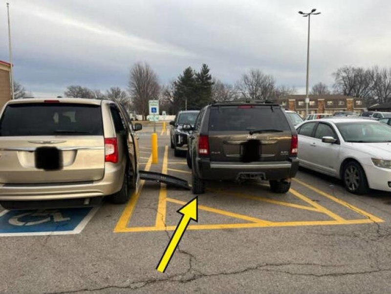 7. Sebični vozač koji se ovako parkirao