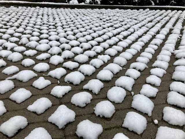 8. Snijeg se topi na nevjerojatan način