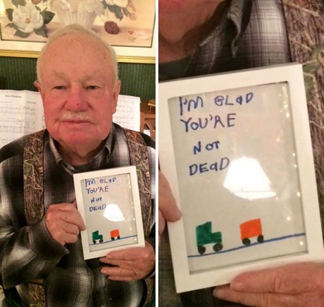 1. "Drago mi je što nisi mrtav"