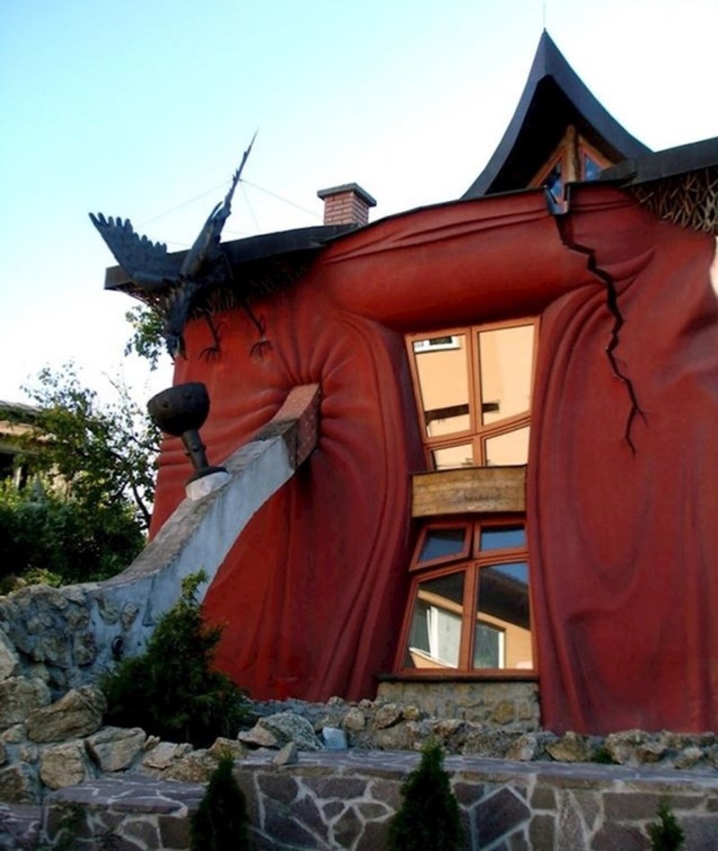 Iskrivljena kuća u Banskoj Bistrici, Slovačka