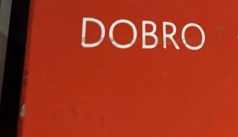 Natpis pred domaćim supermarketom zbunio je kupce, fotka je odmah postala hit na mrežama