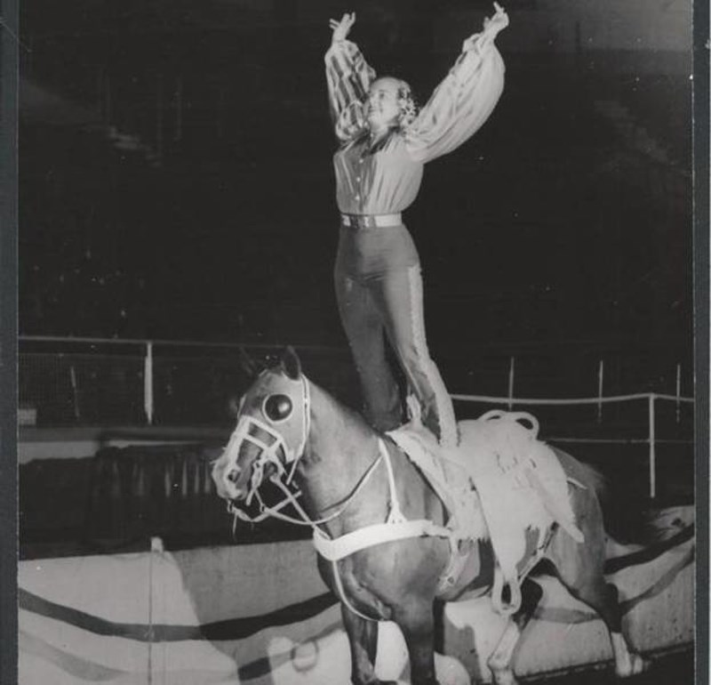 7. Moja je baka radila u cirkusu