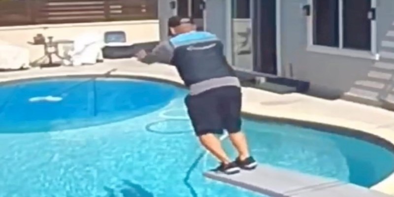 Tip je poručio dostavljaču da se slobodno okupa u bazenu, snimka njegove reakcije obišla je svijet