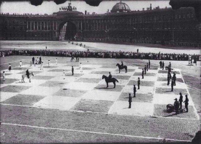 8. Partija ljudskog šaha održana 1924. godine, završila je remijem
