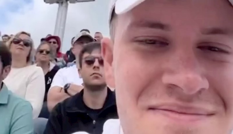 Tip je za vrijeme utakmice snimao publiku, odmah ćete vidjeti zašto je snimka nasmijala tisuće ljudi