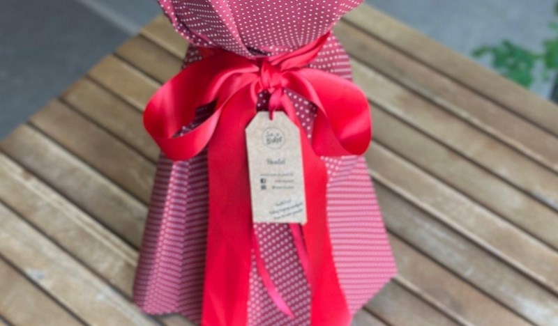 Tip je curi poklonio buket, prasnut ćete u smijeh kad vidite od čega je napravljen