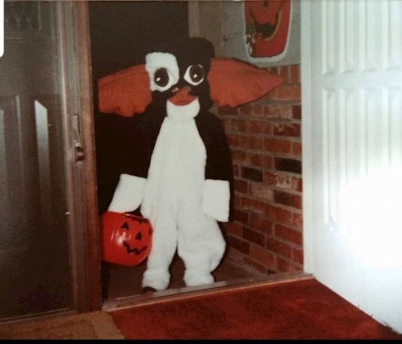 4. Mama mi je napravila ovaj kostim Gremlina za Noć vještica